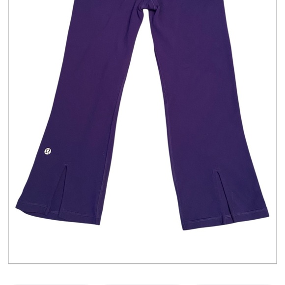 Lululemon Gather & Crow Crop 21" Size M/L - Picture 2 of 11